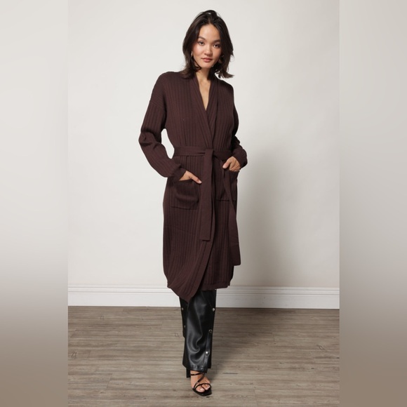 Line and Dot Long Ribbed Cardigan - Picture 5 of 10